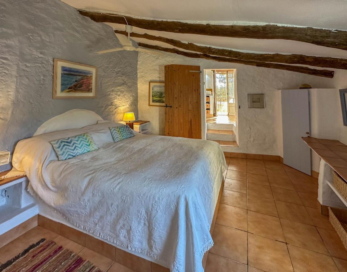 Wonderful Comfortable Finca In The Burga Valley Rasquera Exterior photo